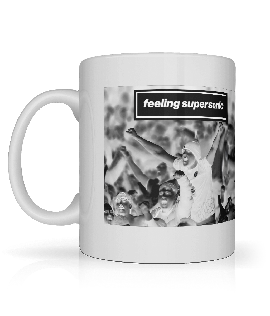 Feeling supersonic Crowd Mug