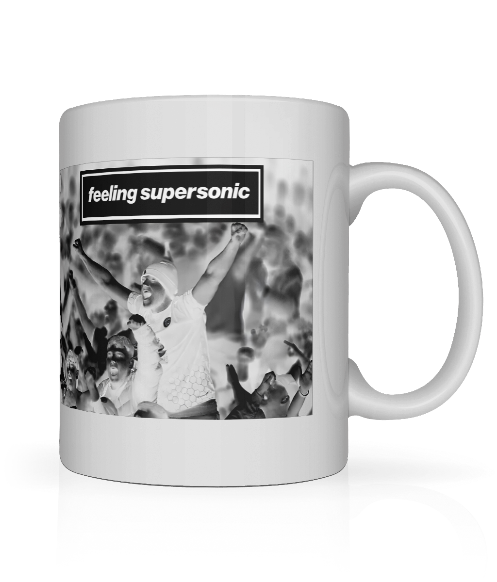 Feeling supersonic Crowd Mug